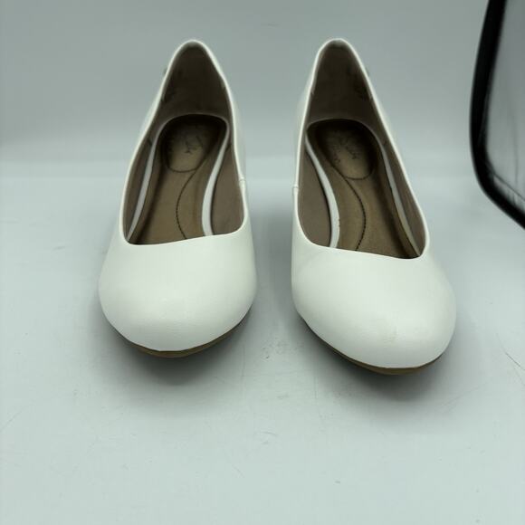 LifeStride Heels Womens Size 8 M Parigi‎ Soft System Pumps White Lightly Used - Picture 5 of 12